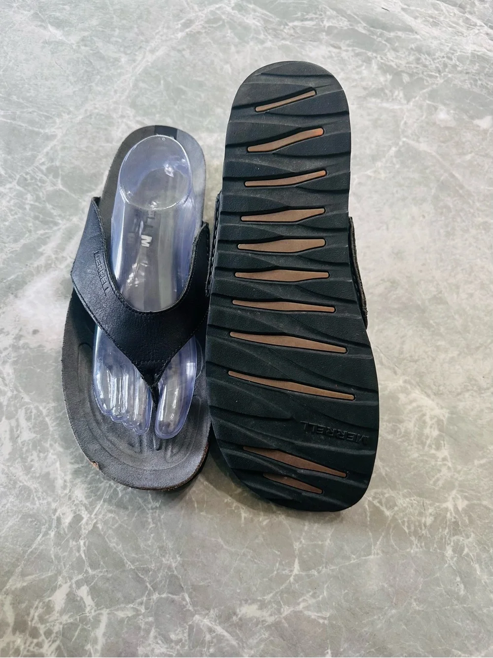 Merrell Sandals Mens Leather Slip-On Flip Flops Performance Hiking Outdoor SZ 13
